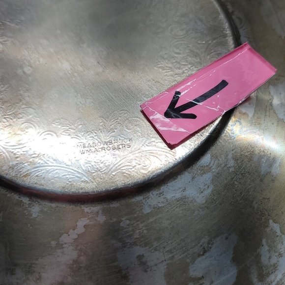 Vintage WMA Rogers MeadowBrook Silver Plate Round 10 Inch Serving Platter - Picture 11 of 15